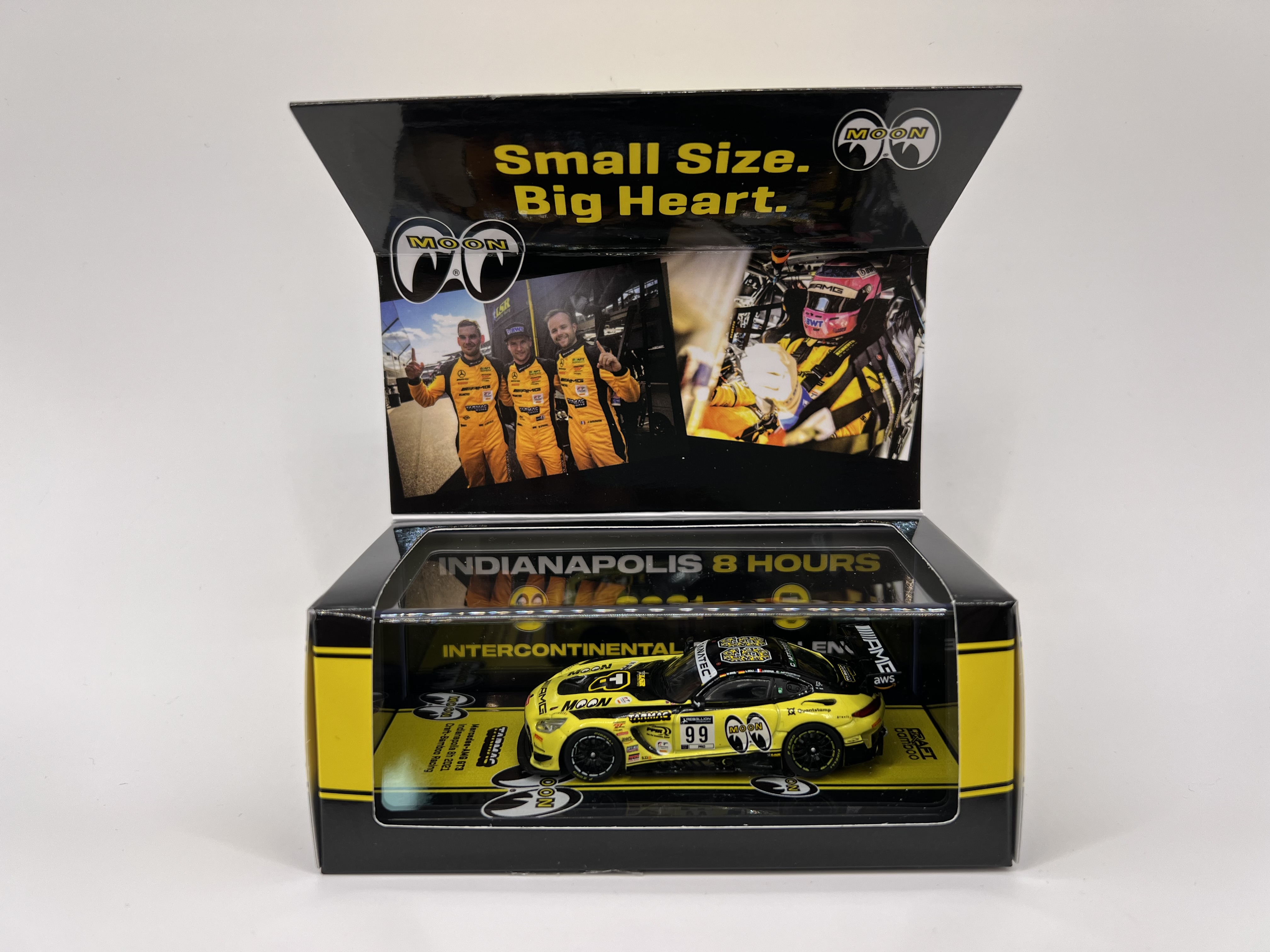 Tarmac Works - Mercedes-AMG GT3 Indianapolis 8h 2021 MOONEYES