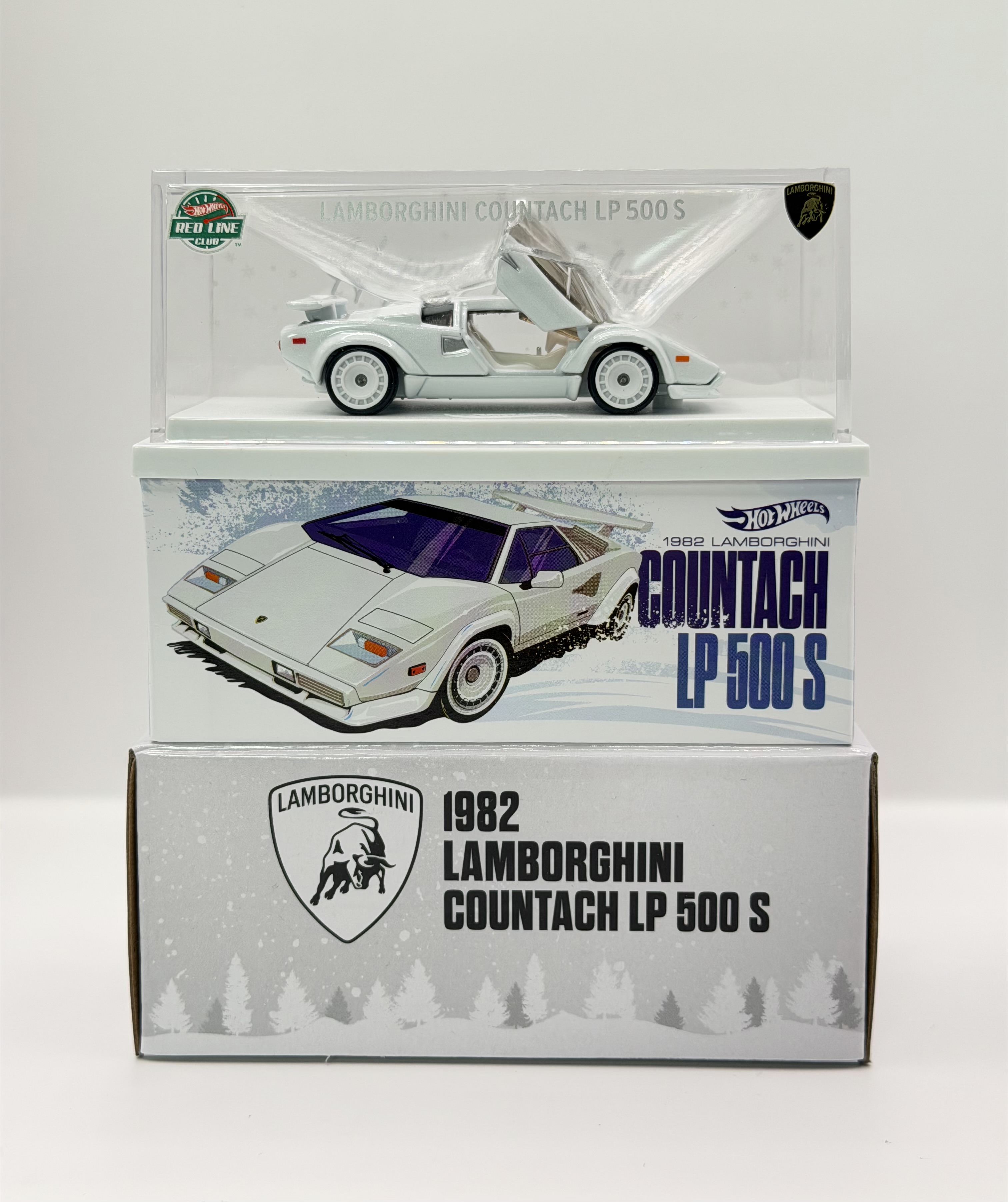 Hot Wheels RLC 1982 Lamborghini Countach LP 500 S Happy Holidays 2025