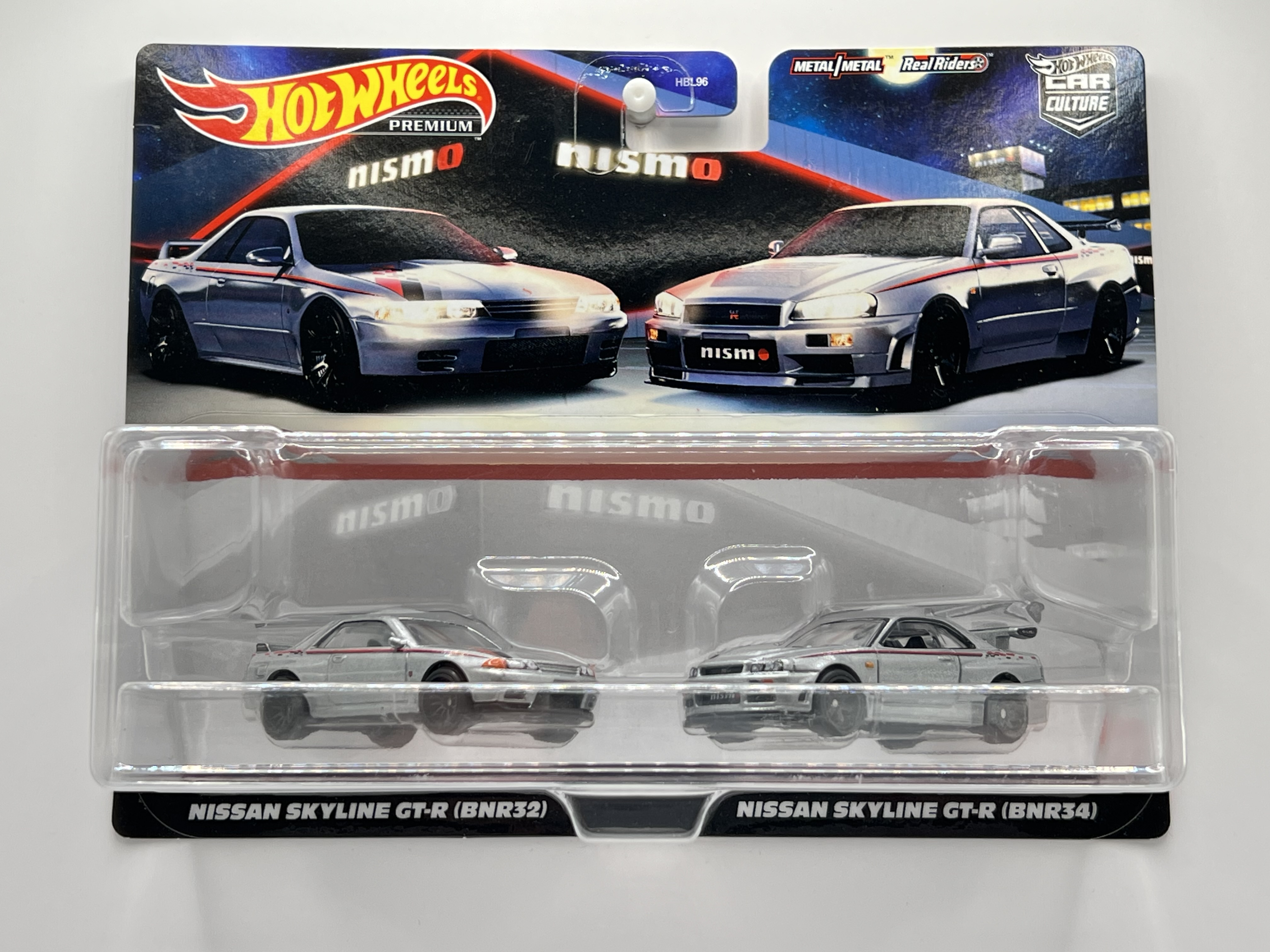 Hot Wheels Premium 2-Pack Nissan Skyline GT-R R32, Nissan Skyline GT-R R34