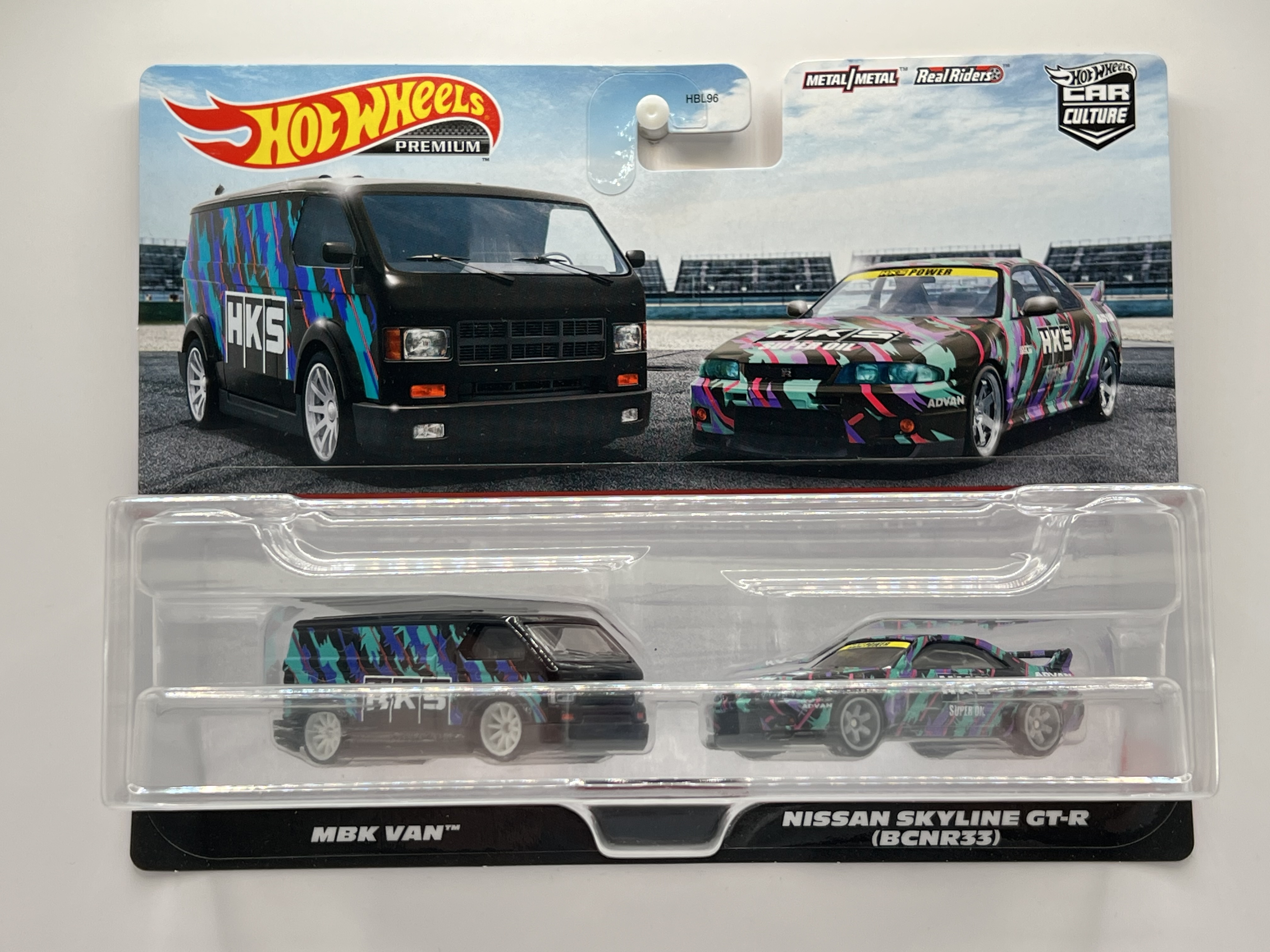 Hot Wheels Premium 2-Pack MBK Van, Nissan Skyline GT-R R33