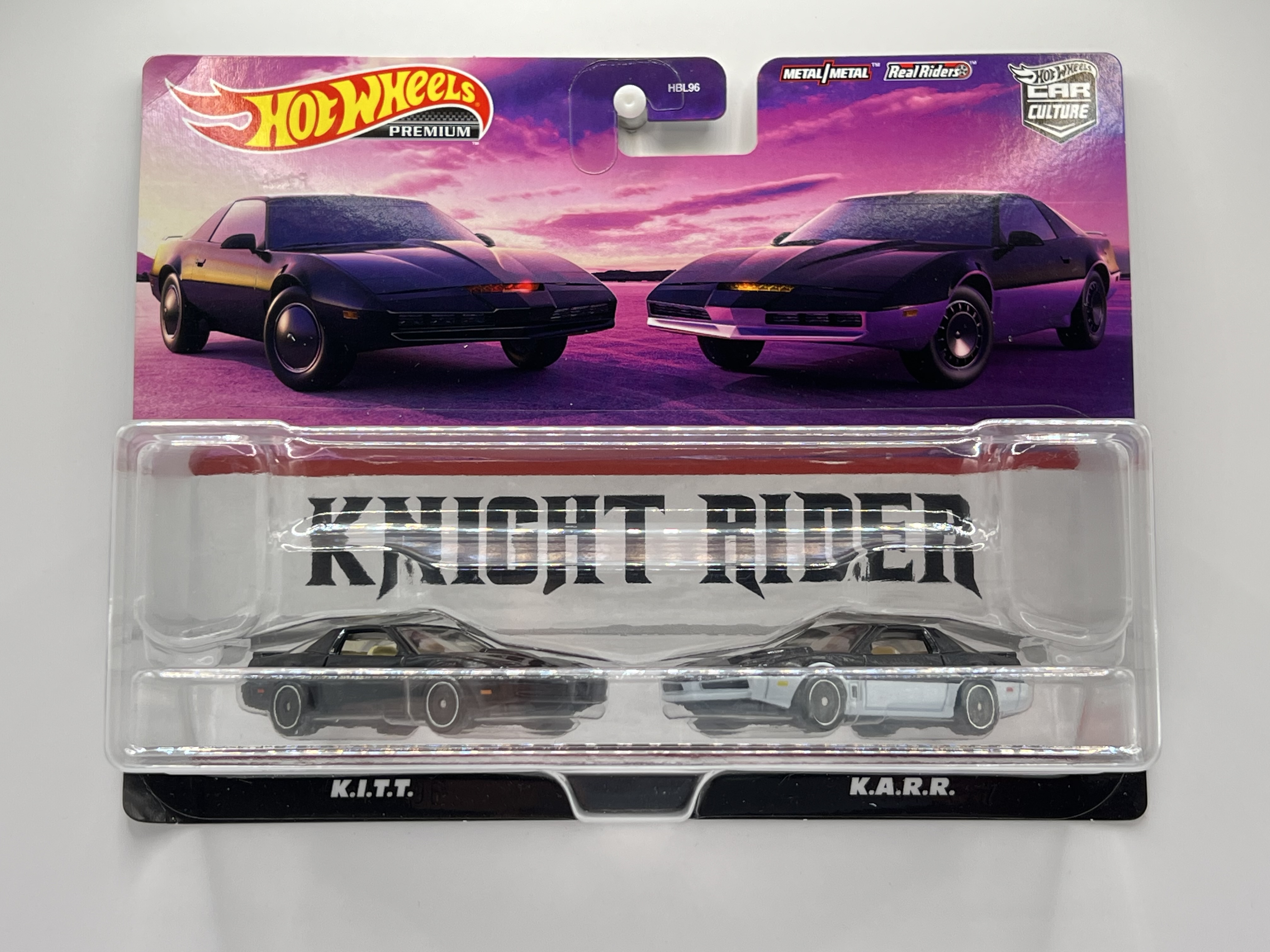 Hot Wheels Premium 2-Pack K.I.T.T, K.A.R.R KNIGHT RIDER -POŠKOZENÝ OBAL