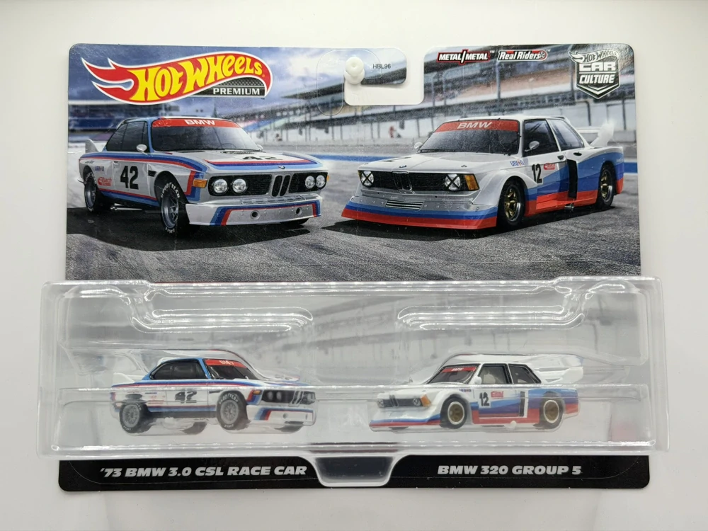 Hot Wheels Premium 2-Pack ´73 BMW 3.0 CSL Race Car, BMW 320 Group 5