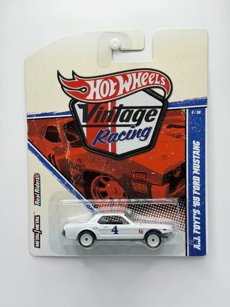 Hot Wheels Real Riders A.J Foyt´s ´65 Ford Mustang Vintage Racing 5/30 - VADA