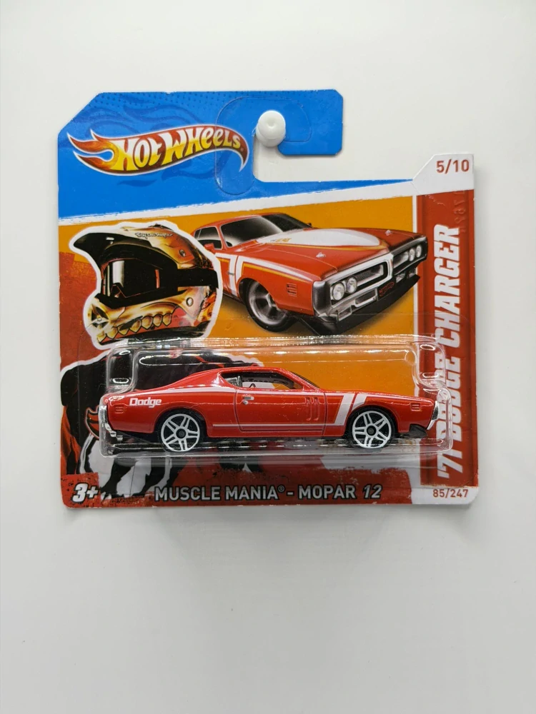 Hot Wheels ´71 Dodge Charger Red