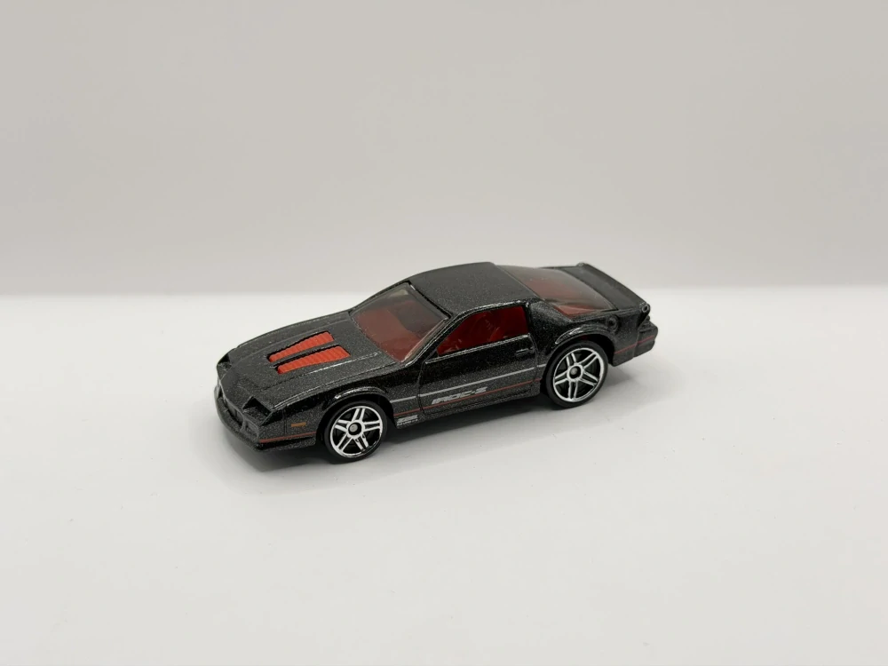 Hot Wheels '85 Chevrolet Camaro IROC-Z Black- LOOSE