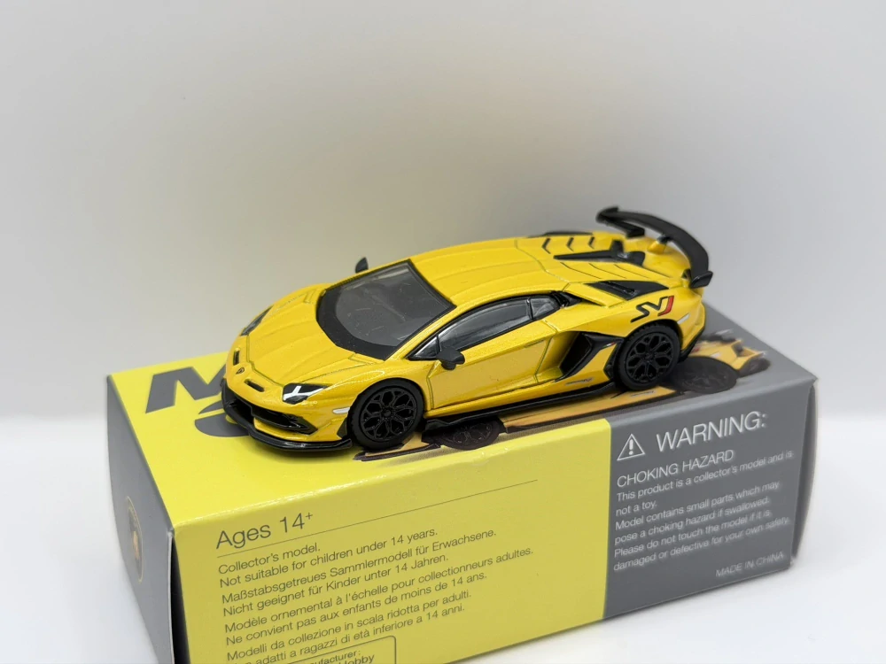 Mini GT 563 - Lamborghini Aventador SVJ Giallo Orion