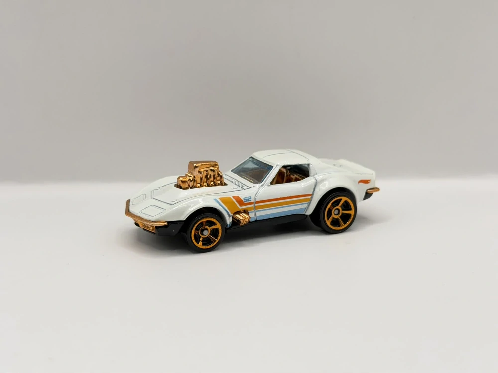 Hot Wheels '68 Corvette - Gas Monkey Garage - LOOSE