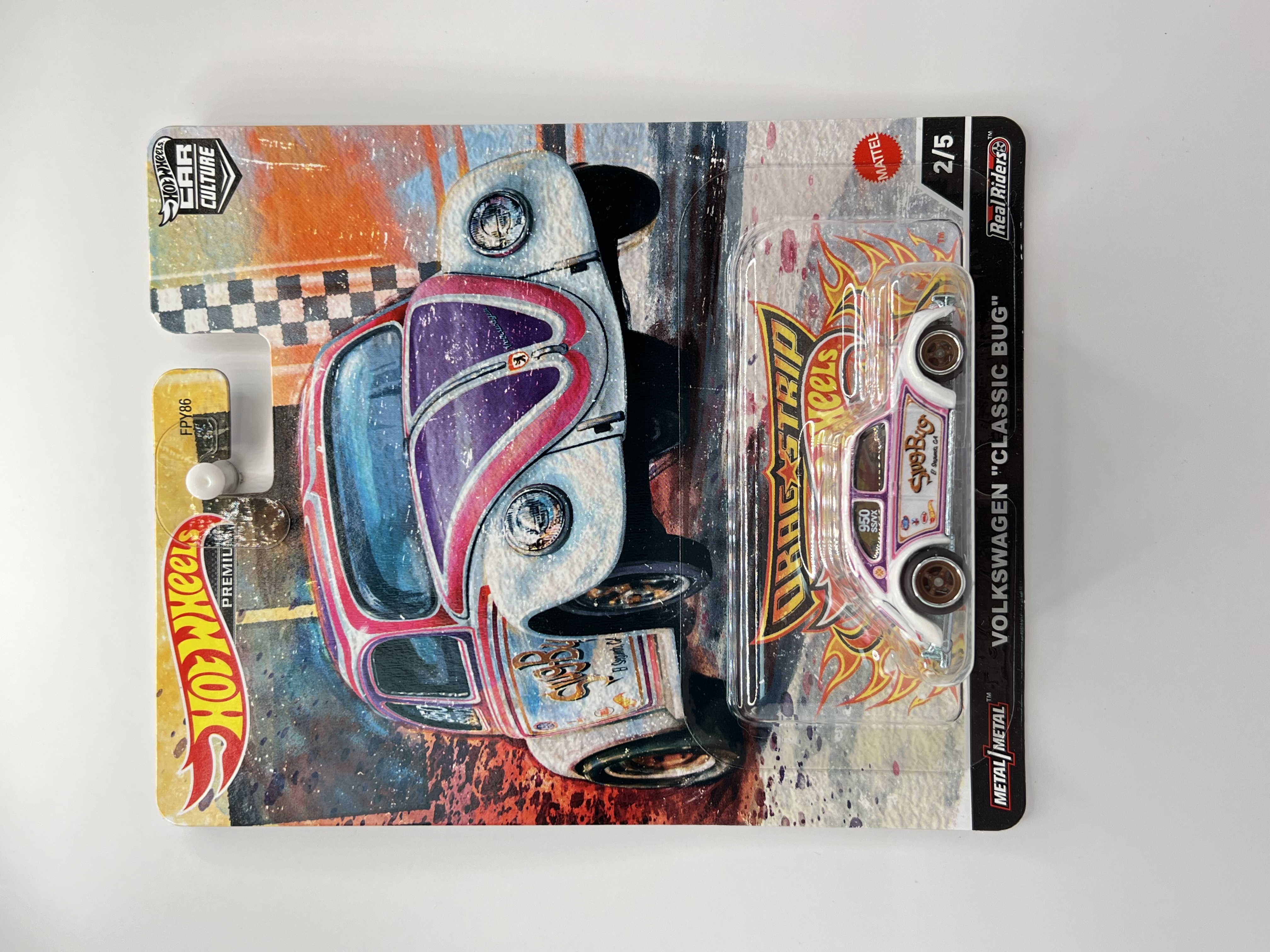 Hot Wheels Premium Volkswagen "Classic Bug" Drag Strip Demons 2/5