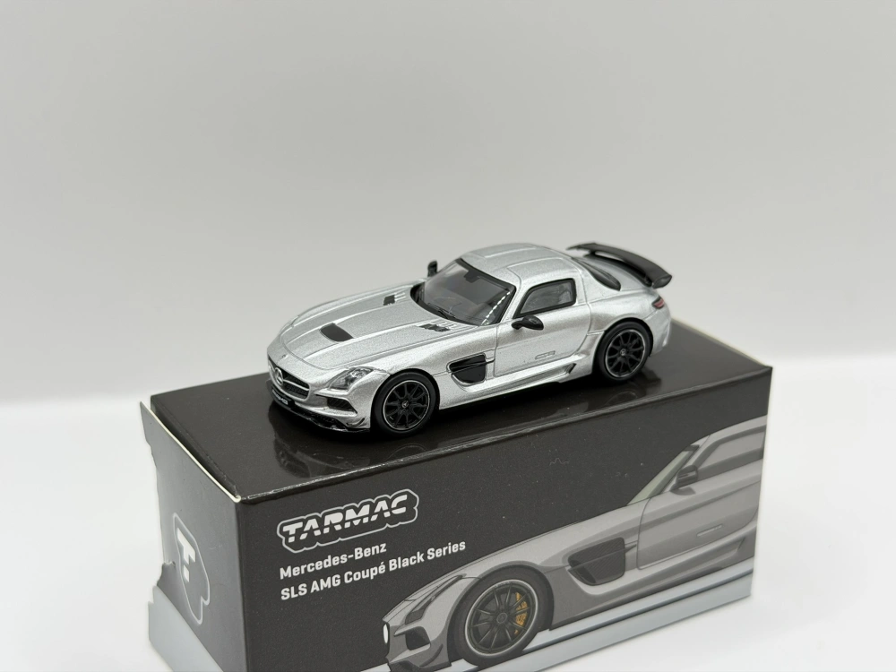 Tarmac Works - Mercedes-Benz SLS AMG Coupé Black Series - VADA