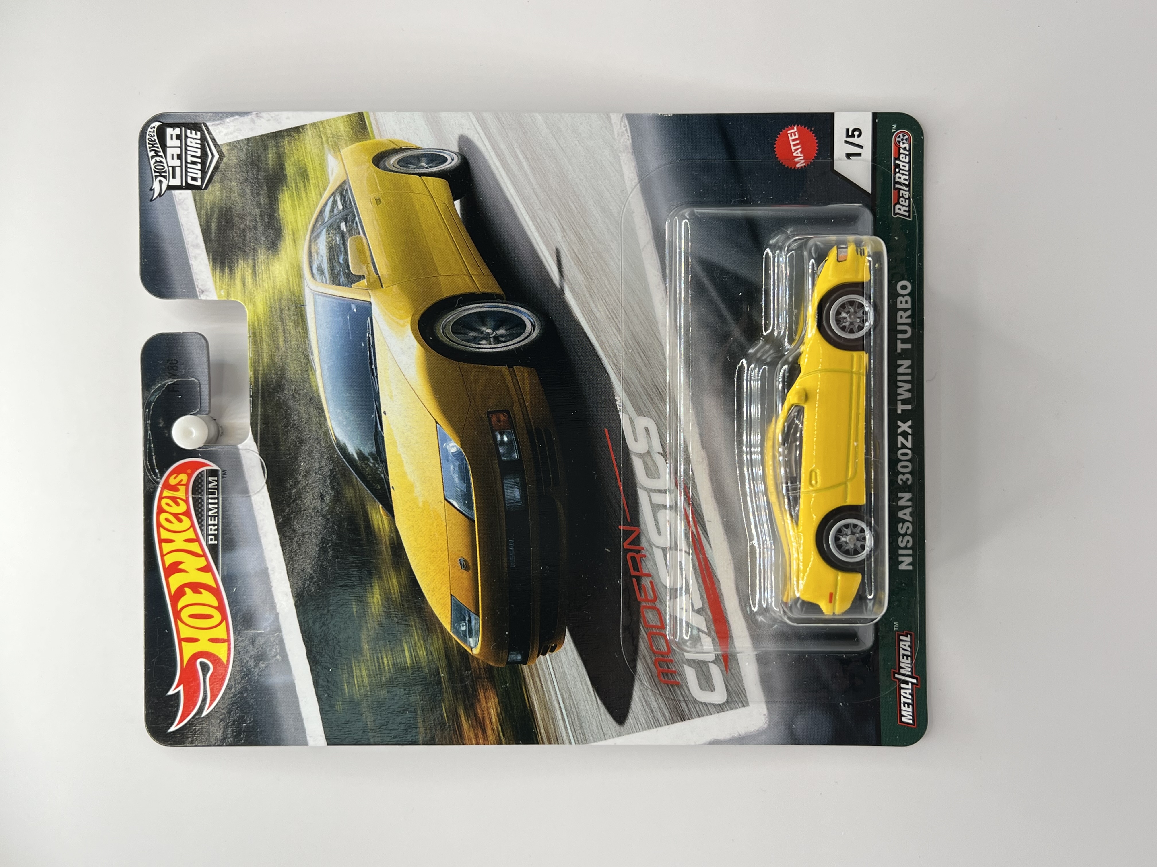 Hot Wheels Premium Nissan 300ZX Twin Turbo Modern Classics 1/5