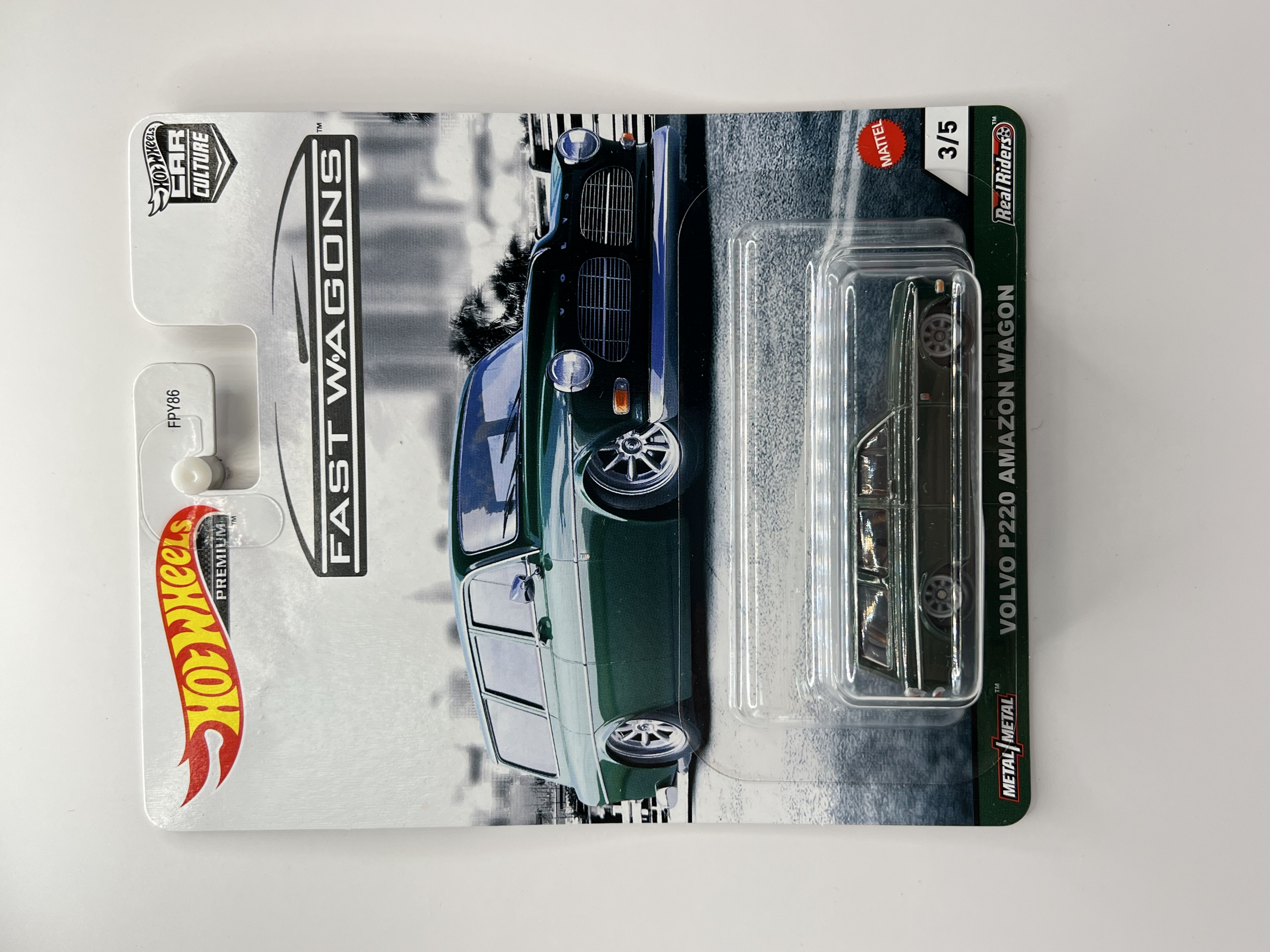 Hot Wheels Premium Volvo P220 Amazon Wagon Fast Wagons 3/5