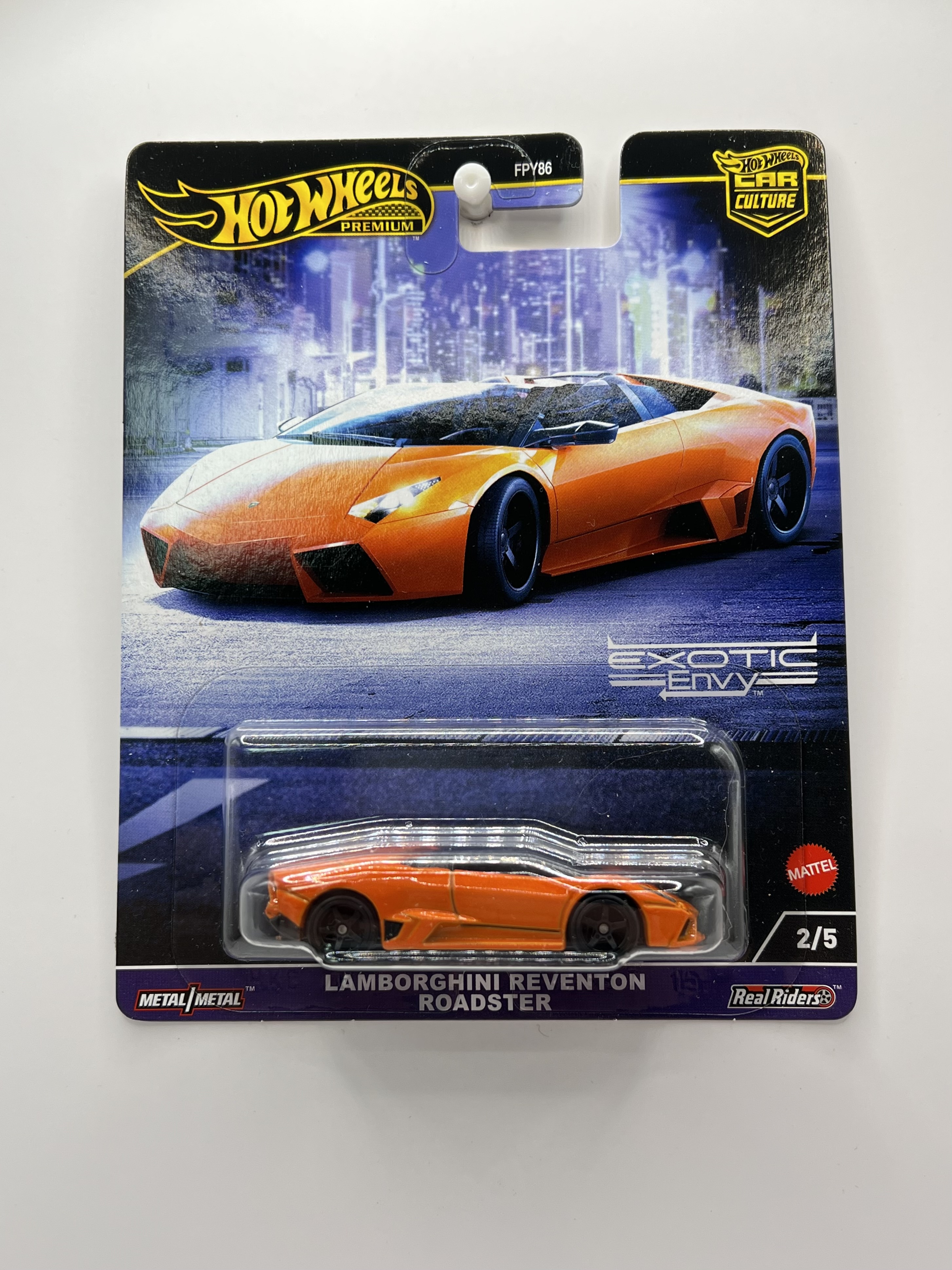 Hot Wheels Premium Lamborghini Reventon Roadster Exotic Envy 2/5