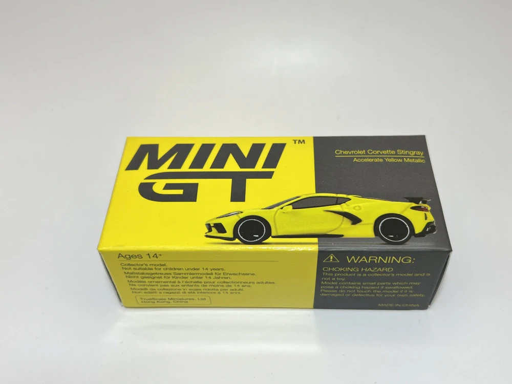 Mini GT 195 - Chevrolet Corvette Stingray Accelerate Yellow Metallic