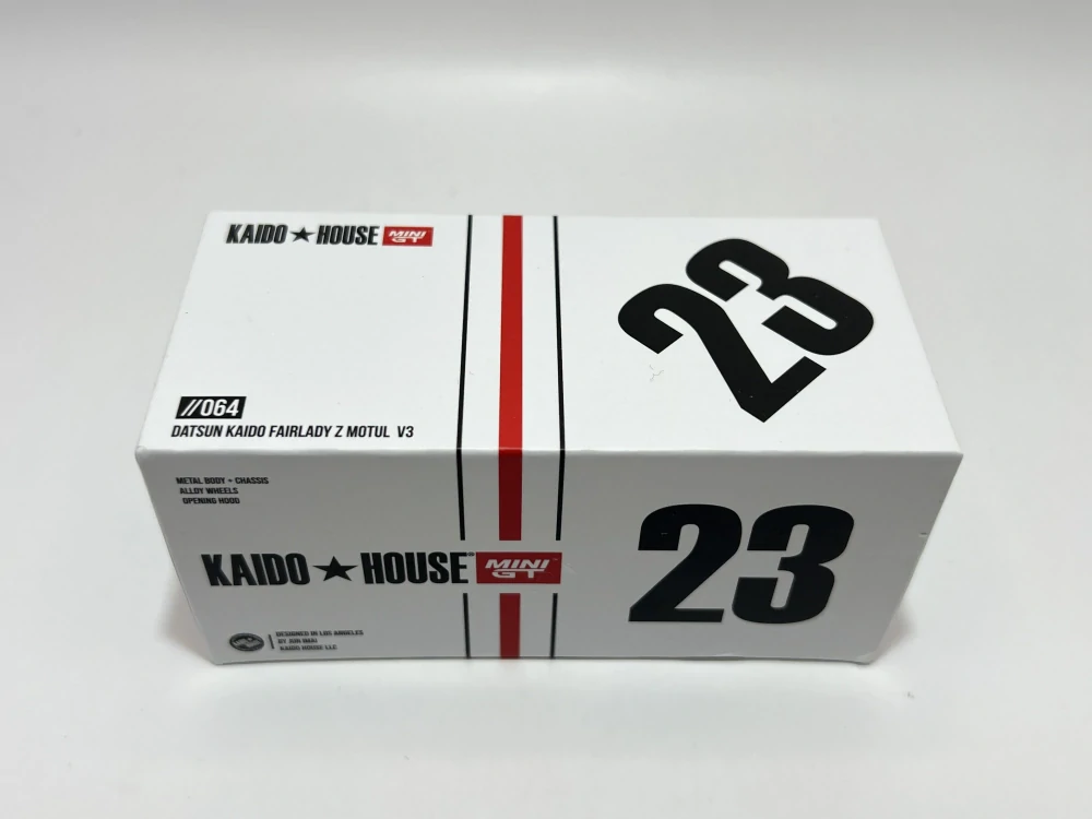 Kaido House 064 - Datsun Kaido Fairlady Z MOTUL V3