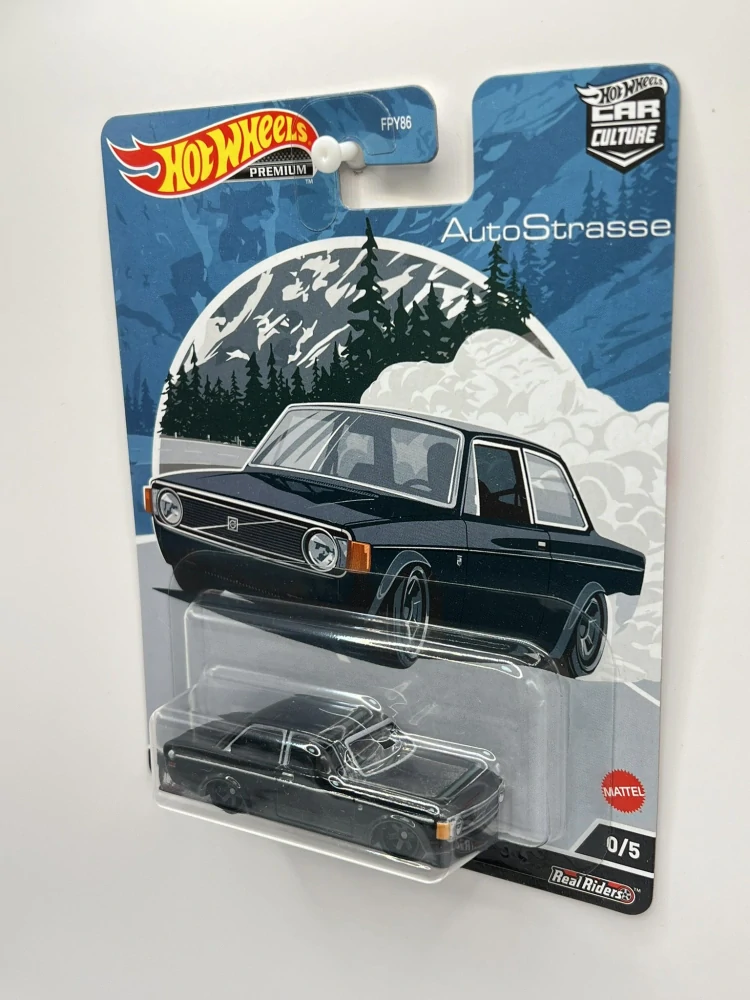 Hot Wheels Premium ’73 VOLVO 142 GL 0/5 CHASE - POŠKOZENÝ BLISTR