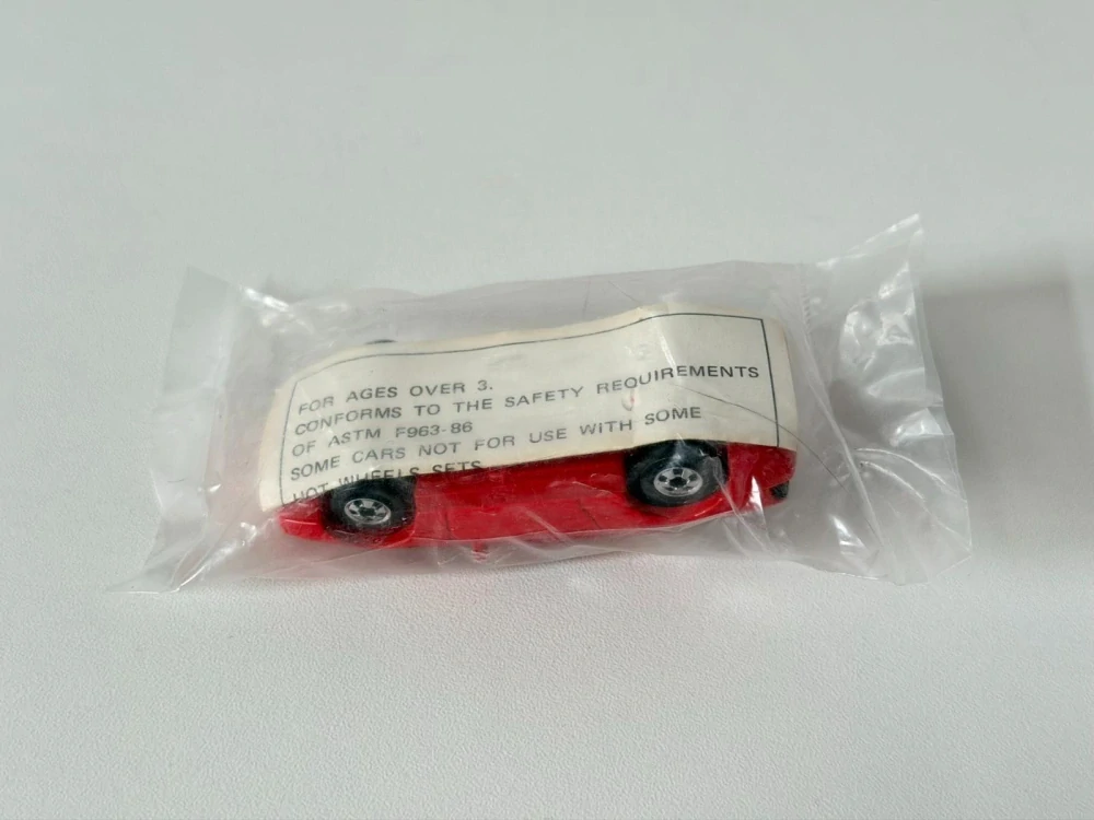 Hot Wheels BMW 850i Getty PROMO