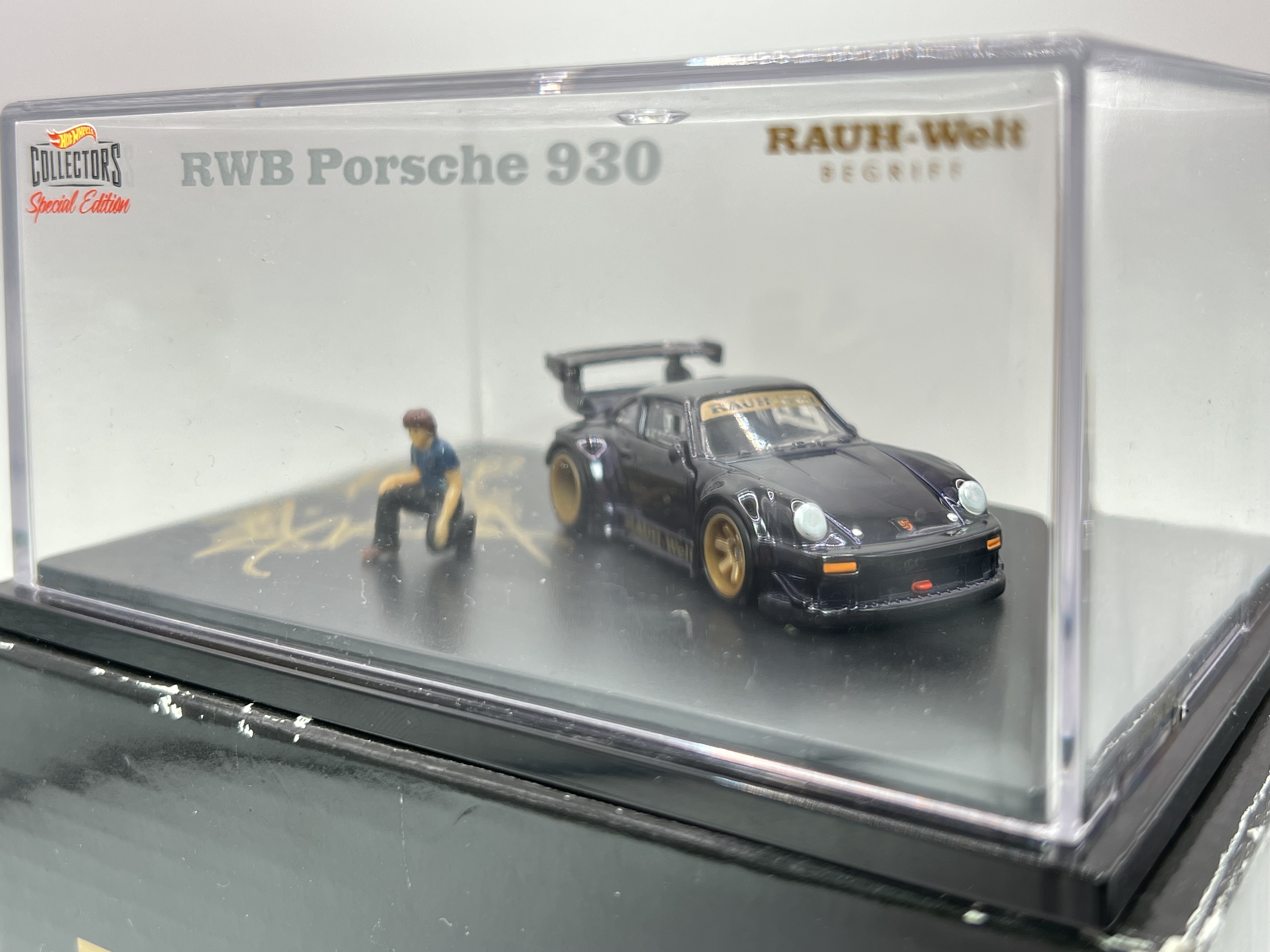 Hot Wheels RLC Diorama RWB Porsche 930,Akira Nakai-PODEPSÁNO!