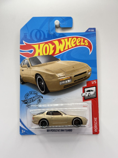 Hot Wheels '89 Porsche 944 Turbo Gold