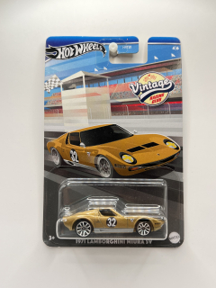 Hot Wheels 1971 Lamborghini Miura SV Vintage Racing Club 4/6