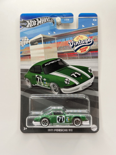 Hot Wheels 1971 Porsche 911 Vintage Racing Club