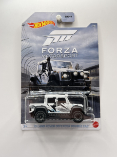 Hot Wheels '15 Land Rover Defender Double Cab Forza Motorsport