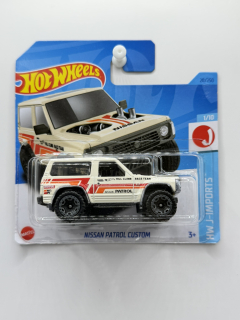 Hot Wheels Nissan Patrol Custom White