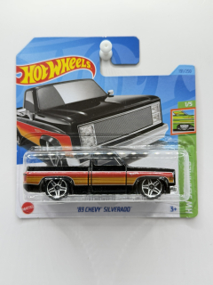 Hot Wheels ´83 Chevy Silverado Black