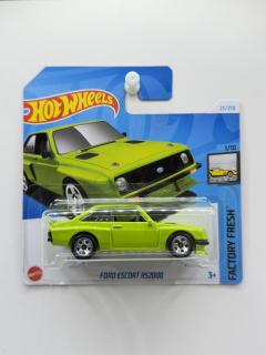 Hot Wheels Ford Escort RS2000 Green