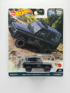 Hot Wheels Premium 1993 Mercedes-Benz G-Class HW Off Road 3/5