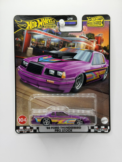 Hot Wheels Premium ´86 Ford Thunderbird Pro Stock Boulevard 104