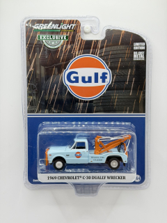 GreenLight - 1969 Chevrolet C-30 Dually Wrecker GULF