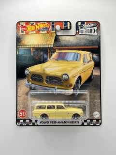 Hot Wheels Premium Volvo P220 Amazon Estate Boulevard 50