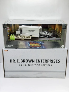 Hot Wheels 40th Anniversary Back To The Future Diorama - Delorean DMC-12 - Dr. E. Brown Van