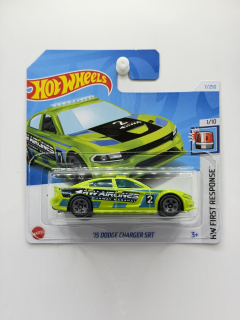 Hot Wheels ´15 Dodge Charger SRT Green