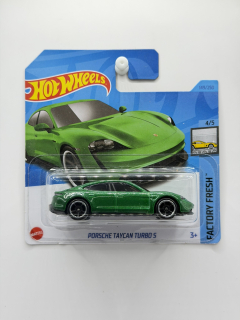 Hot Wheels Porsche Taycan Turbo S Green