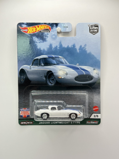 Hot Wheels Premium Jaguar Lightweight E-Type British Horse Power 2/5
