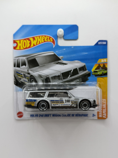 Hot Wheels Volvo 240 Drift Wagon Silver
