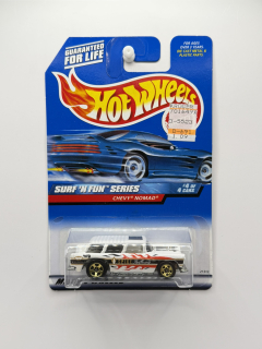 Hot Wheels Chevy Nomad White