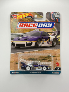 Hot Wheels Premium Porsche 935 Race Day 1/5