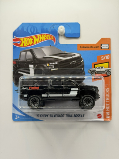 Hot Wheels ´19 Chevy Silverado Trail Boss LT Black