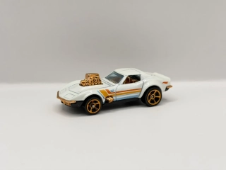 Hot Wheels '68 Corvette - Gas Monkey Garage - LOOSE 