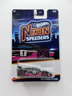 Hot Wheels McLaren F1 GTR Neon Speeders 2/8