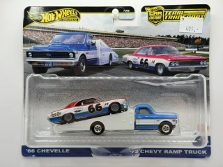 Hot Wheels Premium Team Transport #64 '66 Chevele - VADA