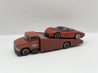 Hot Wheels Premium McLaren Speedtail & Carry On Multipack Exclusive - LOOSE