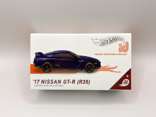 Hot Wheels iD '17 Nissan GT-R (R35) Blue