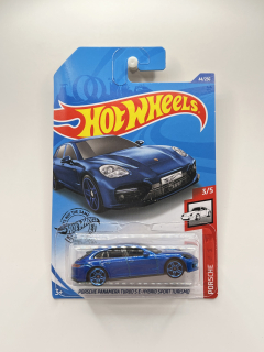 Hot Wheels Porsche Panamera Turbo S E-Hybrid Sport Turismo Blue