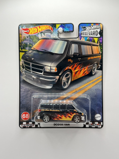 Hot Wheels Premium Dodge Van Boulevard 68