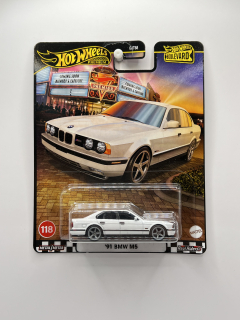 Hot Wheels Premium '91 BMW M5 Boulevard 118