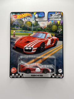Hot Wheels Premium Porsche 935 Boulevard 87