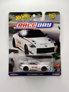Hot Wheels Premium 2023 Nissan Z GT4 Race Day 4/5